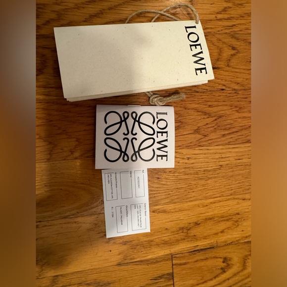 Loewe Paula's Ibiza leather-trimmed raffia bucket bag. Gently Used $690 - Picture 13 of 13